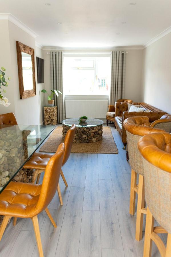 Lovely 2 Bed House In פיטלוצ'רי מראה חיצוני תמונה